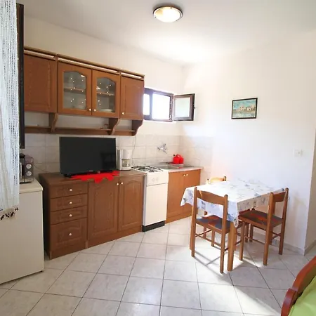 Apartment Dubravka Dinjiska